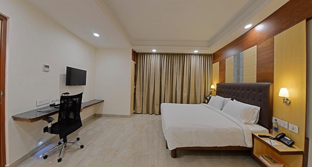 Poppys Anukula Residency Vellore Rom bilde